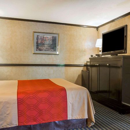Econo Lodge Montpelier I-89 Esterno foto